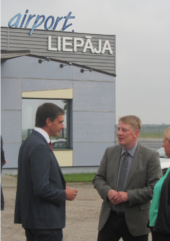 16.09.2015. Satiksmes ministrs apmeklē Liepājas lidostu